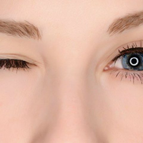 Laserowa korekcja wzroku a sztuczne rzęsy