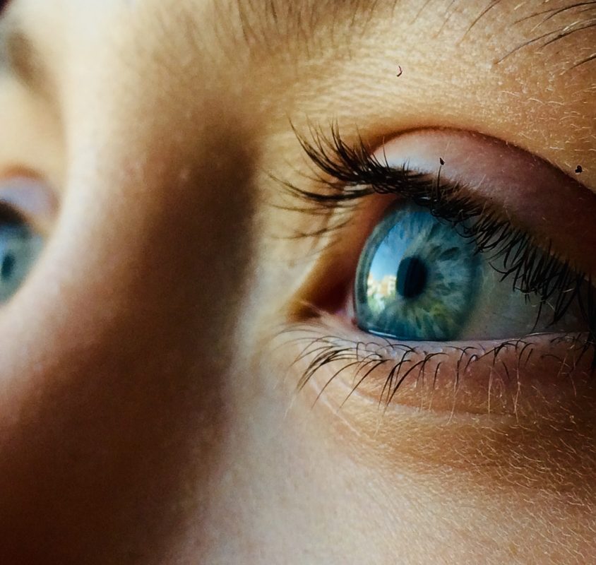 Od jakiego wieku soczewki kontaktowe?